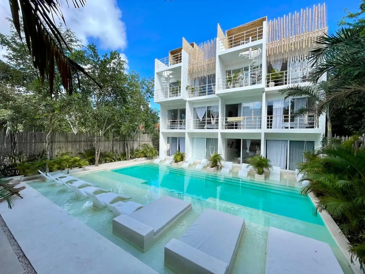 Beautiful Swim-Up Studio With Private Terrace, Pool And Jungle Gym Tulum Apartment